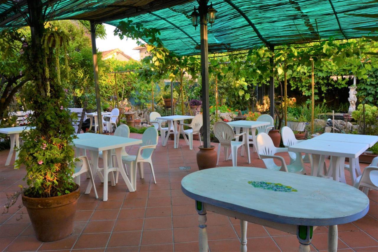 Agriturismo Terre Di Mare Bordighera Vallecrosia Exterior foto